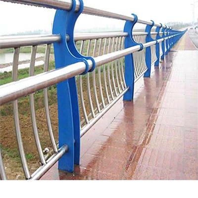 道路、橋梁不銹鋼復(fù)合管